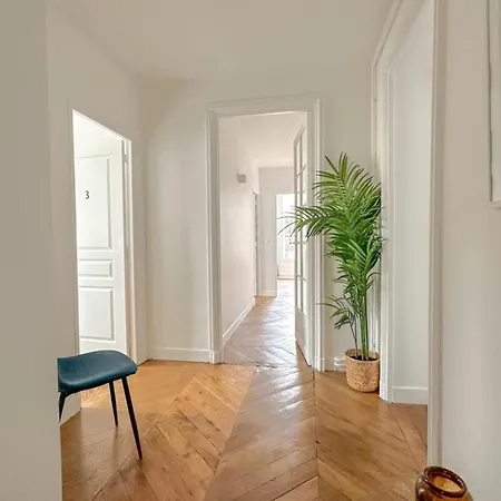 Flexliving - - Septembre * Paříž